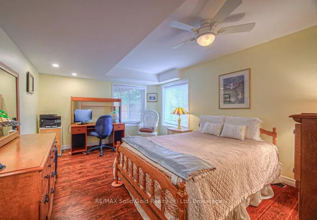 Additional image 26 of 970 Zeller Cres