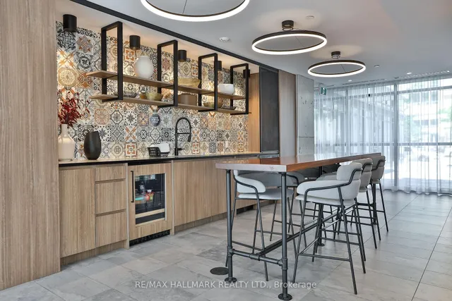 Additional image 24 of 251 Manitoba St Unit 1016