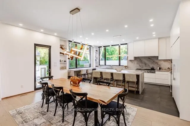 Additional image 20 of 20 Hartfield Crt