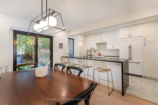 Additional image 14 of 109 Douglas Ave