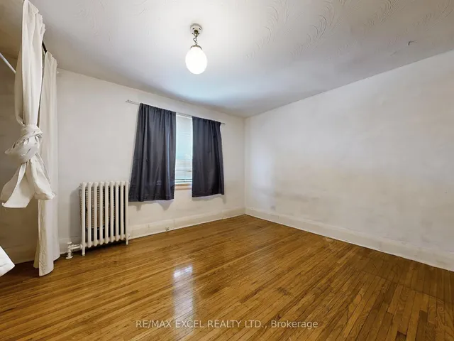 Additional image 14 of 449 Christie St