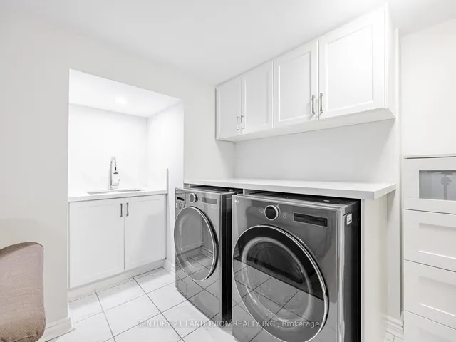 Additional image 18 of 36 Levitt Crt