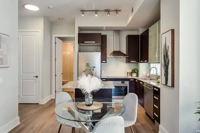 Additional image 15 of 21 Balmuto St Unit 1101