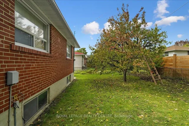 Additional image 40 of 151 Redgrave Dr