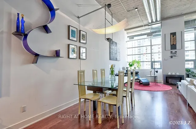 Additional image 10 of 637 Lake Shore Blvd Unit 217