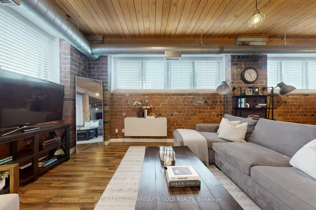 Additional image 8 of 2154 Dundas St Unit 107