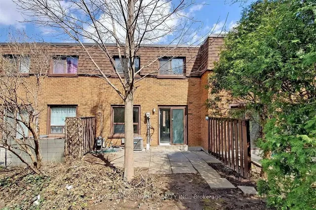 Additional image 27 of 314 Sprucewood Crt