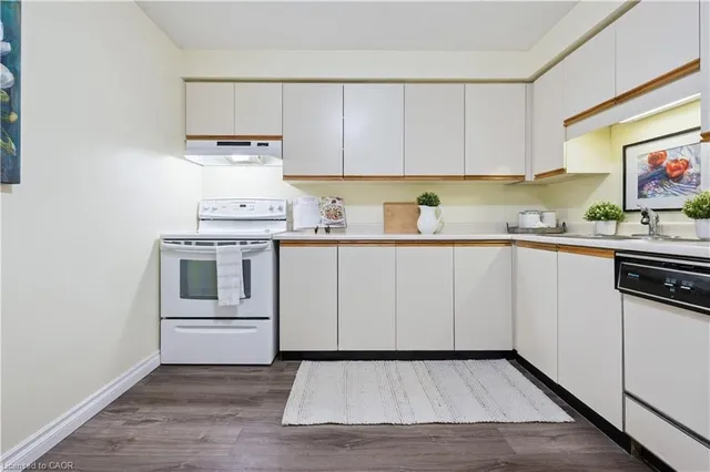 Additional image 12 of 55 Green Valley Dr Unit 307