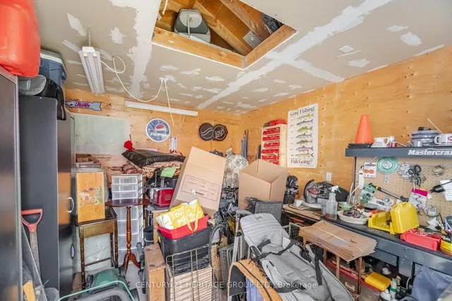 Additional image 28 of 126 Watson Ave