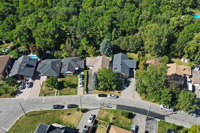 Additional image 39 of 78 Langholm Dr