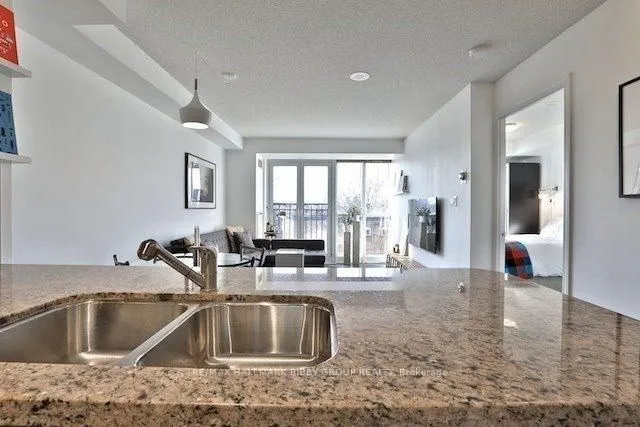 Additional image 11 of 308 Palmerston Ave Unit 305