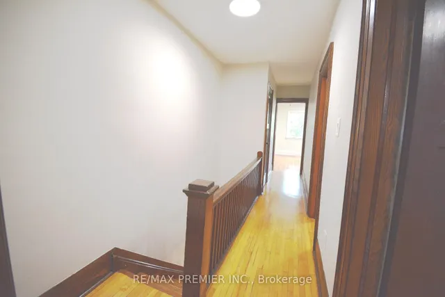 Additional image 18 of 256 Harvie Ave