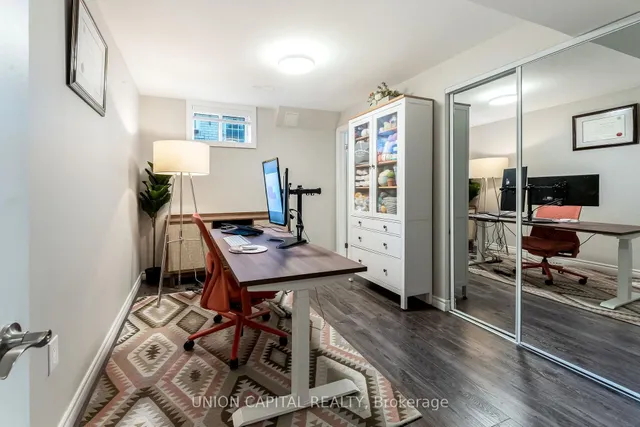 Additional image 32 of 226 Cass Ave