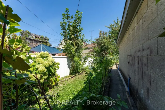 Additional image 42 of 2505 Dufferin St