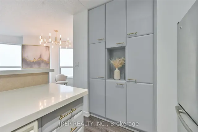 Additional image 18 of 38 Lee Centre Dr Unit 3003