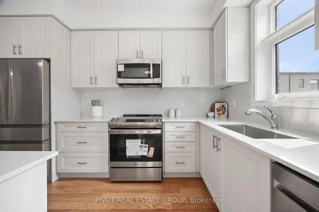 Additional image 19 of 26 Danielle Moore Circ