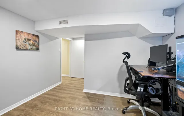 Additional image 42 of 10 Lady York Ave