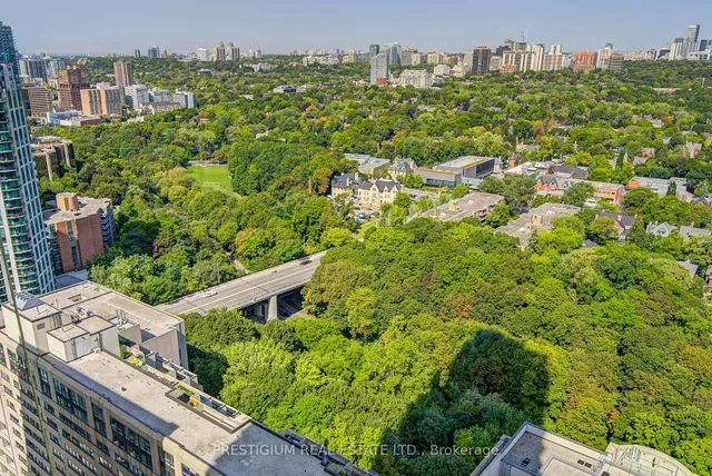 Additional image 39 of 395 Bloor St Unit 2708