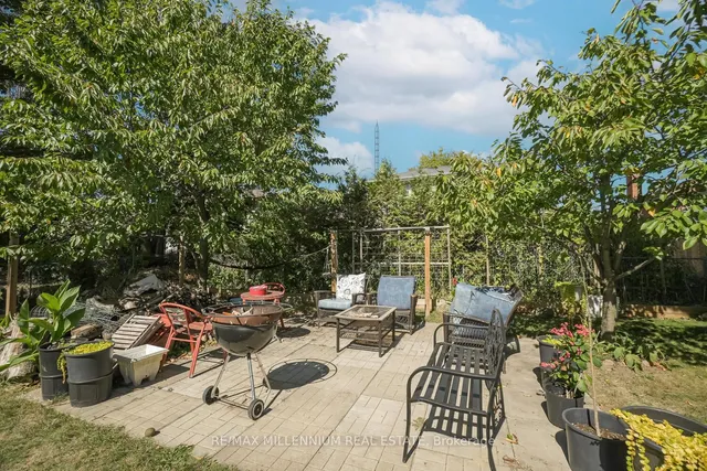 Additional image 42 of 242 Coronation Dr