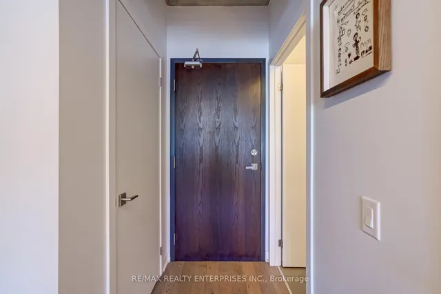 Additional image 4 of 1239 Dundas St Unit 204