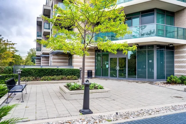 Additional image 32 of 215 Sherway Gardens Rd Unit 109