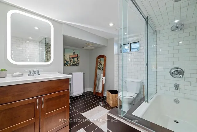 Additional image 24 of 406 Margueretta St