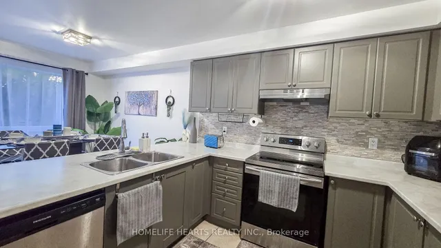 Additional image 10 of 3 Skelding Crt