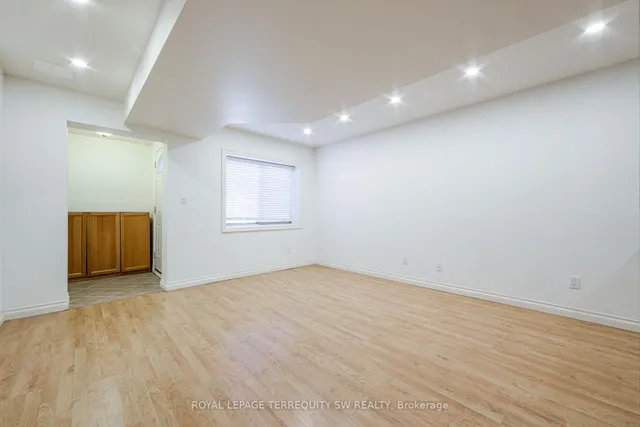 Additional image 34 of 329 Lippincott St