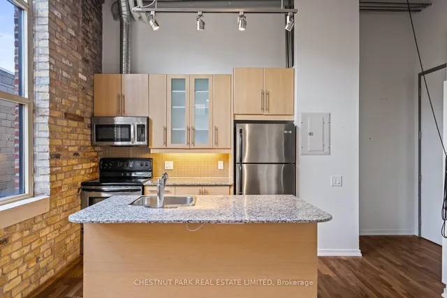 Additional image 18 of 736 Dundas St Unit 201