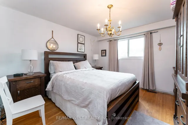 Additional image 23 of 330 Pellatt Ave