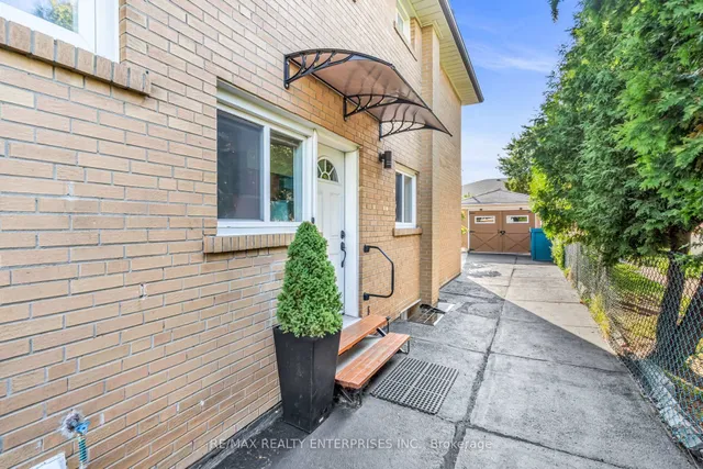Additional image 43 of 79 Watney Cres