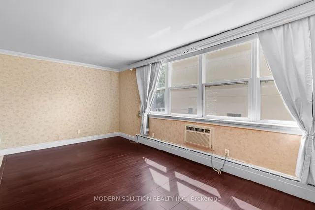 Additional image 10 of 59 Neptune Dr Unit 104