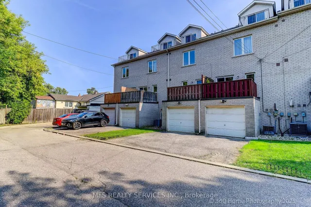Additional image 26 of 132 B Finch Ave