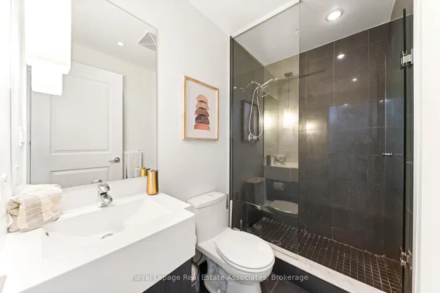 Additional image 31 of 8 The Esplanade Unit 507