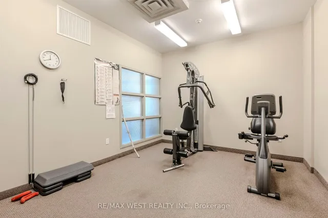 Additional image 39 of 9 Pine St Unit 28