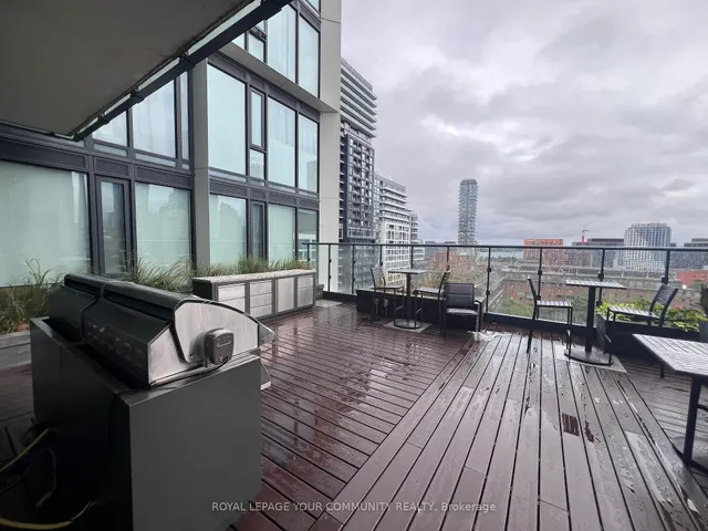 Additional image 35 of 158 Front St Unit 320