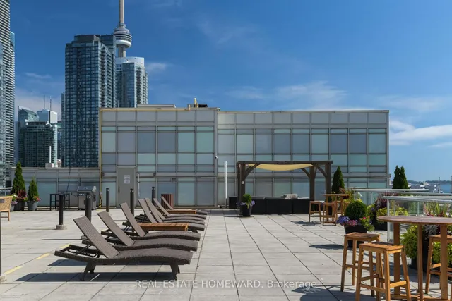 Additional image 36 of 550 Queens Quay Unit 201