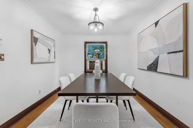 Additional image 9 of 215 Jane St