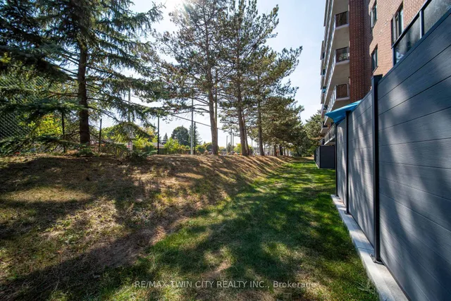 Additional image 27 of 279 Chandler Dr Unit 110