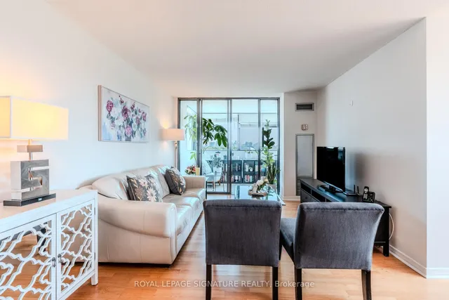 Additional image 9 of 133 Torresdale Ave Unit 902