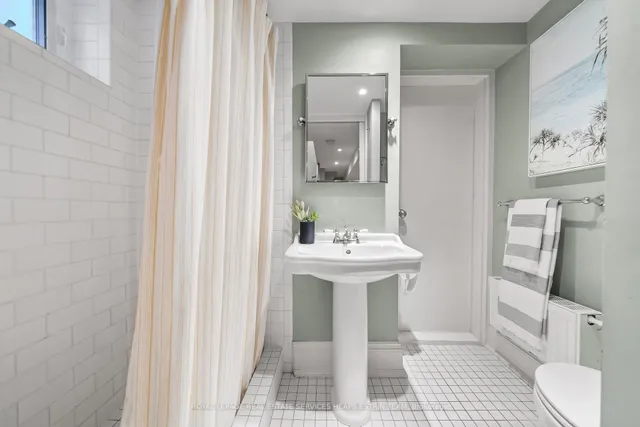 Additional image 25 of 35 Leadale Ave