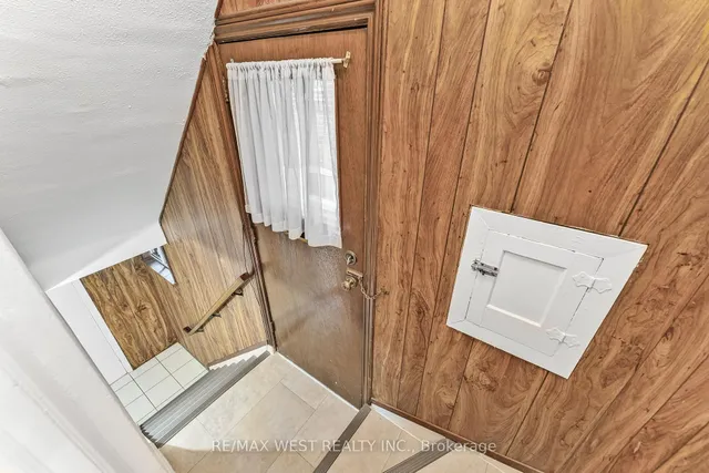 Additional image 26 of 215 Jane St