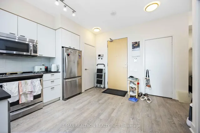 Additional image 5 of 30 Roehampton Ave Unit 1501