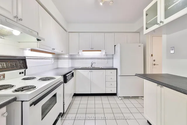 Additional image 11 of 928 Millwood Rd Unit 306