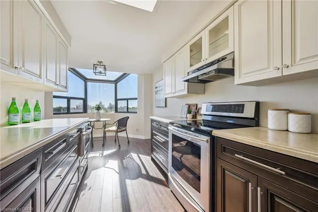 Additional image 12 of 20 Ellen St Unit 610