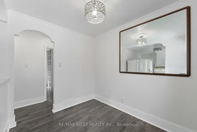 Additional image 16 of 38 Feltham Ave