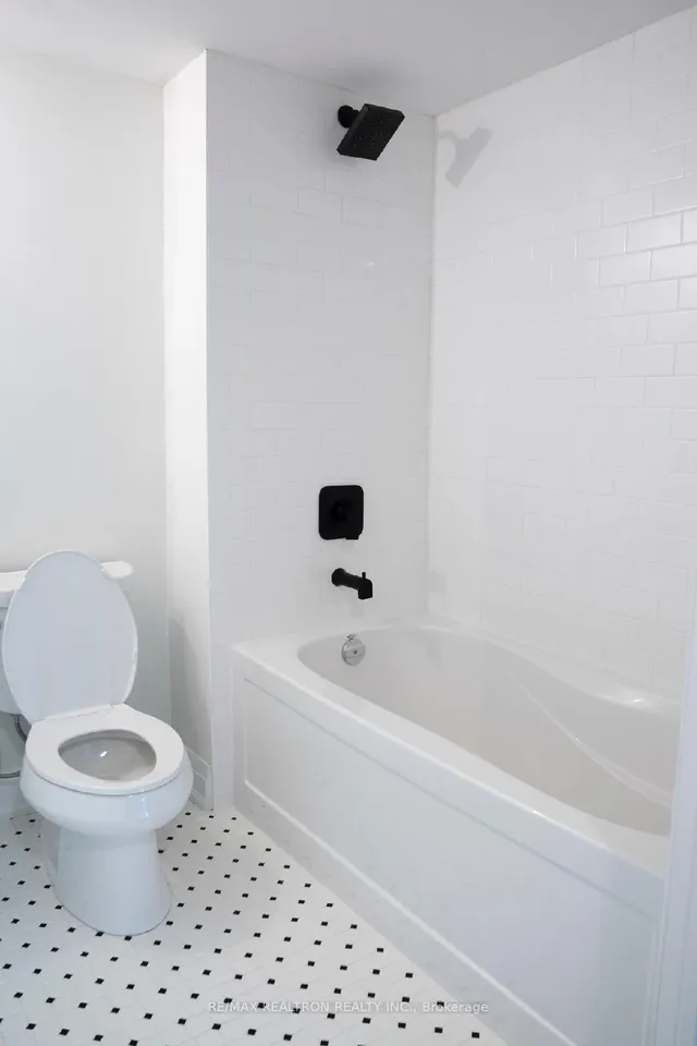 Additional image 8 of 209 Fort York Blvd Unit 574