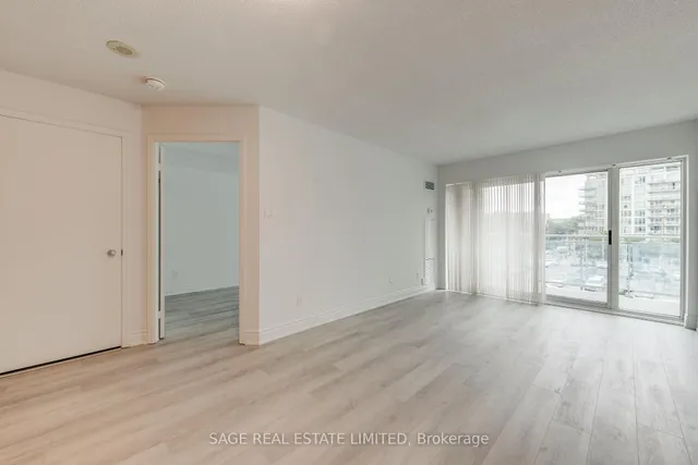 Additional image 2 of 600 Queens Quay Unit 531