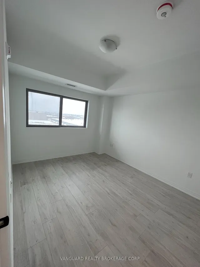 Additional image 8 of 408 Browns Line Unit 509