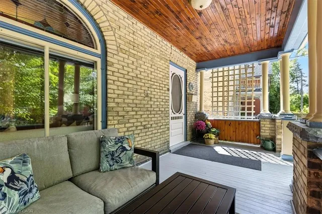 Additional image 7 of 19 Richmond Ave